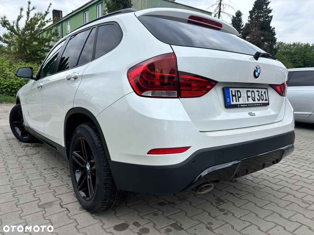 BMW X1 sDrive18d Sport Line - 26