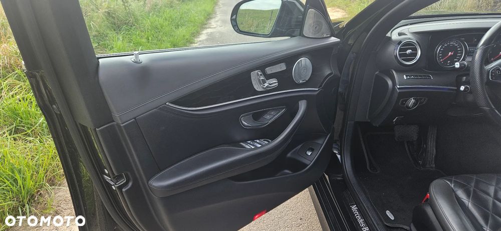 Mercedes-Benz Klasa E 220 d 9G-TRONIC - 5