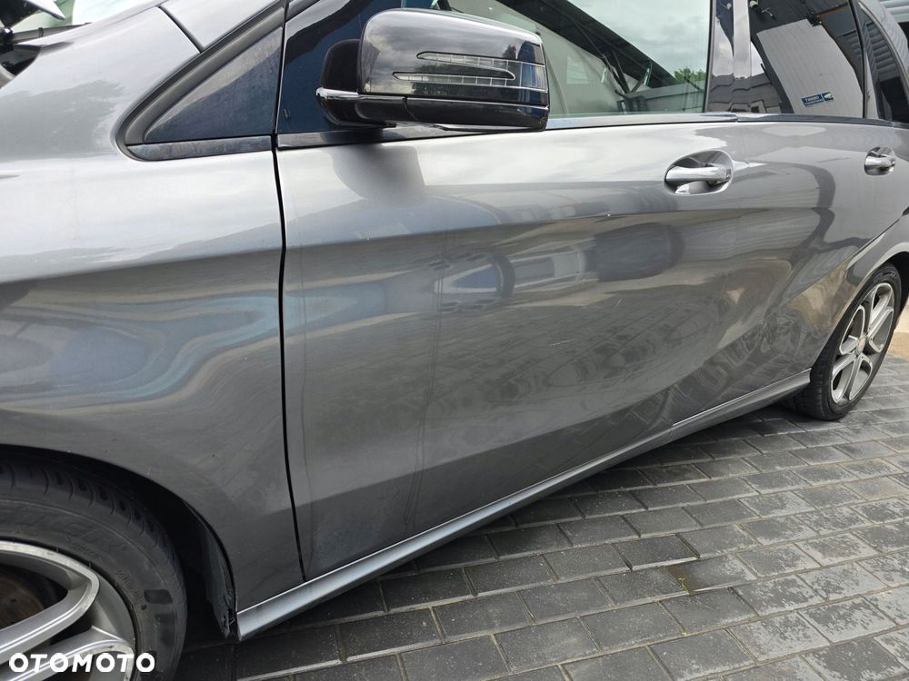 MERCEDES B KLASA W246 246 LIFT DRZWI PRZEDNIE LEWE W ORYGINALE KOLOR 787 - 3