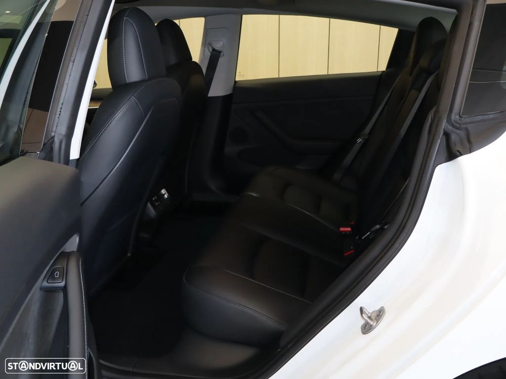 Tesla Model 3 Standard Range Plus RWD - 13