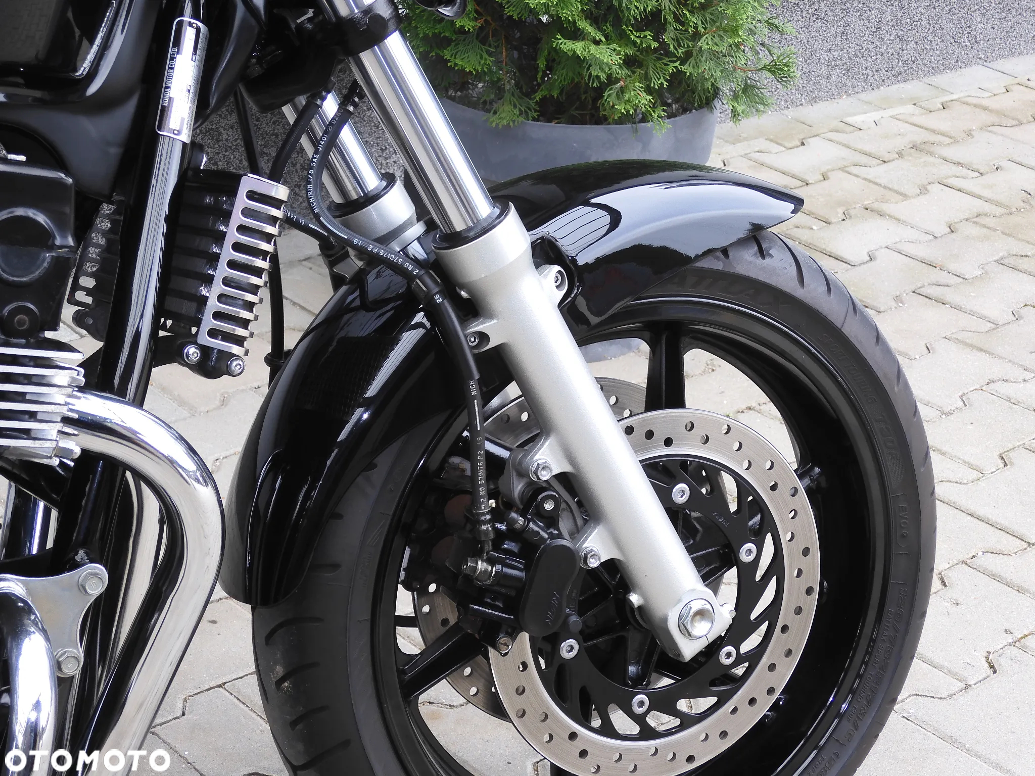 Honda CB - 16