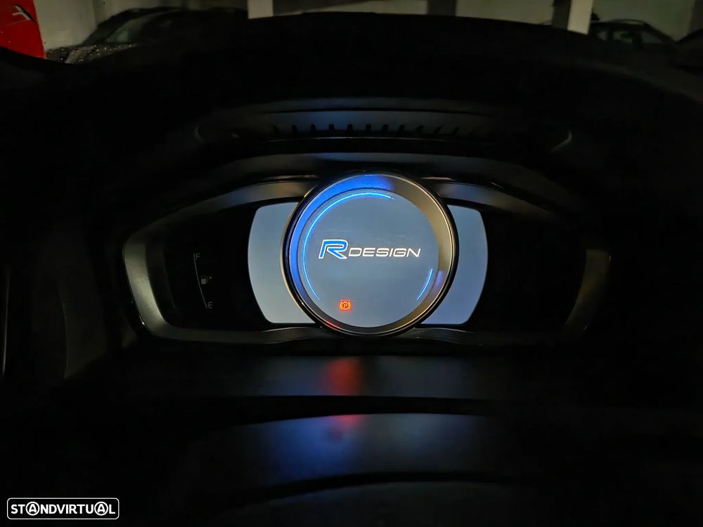 Volvo S60 2.0 D4 R-Design Momentum Geartronic - 21