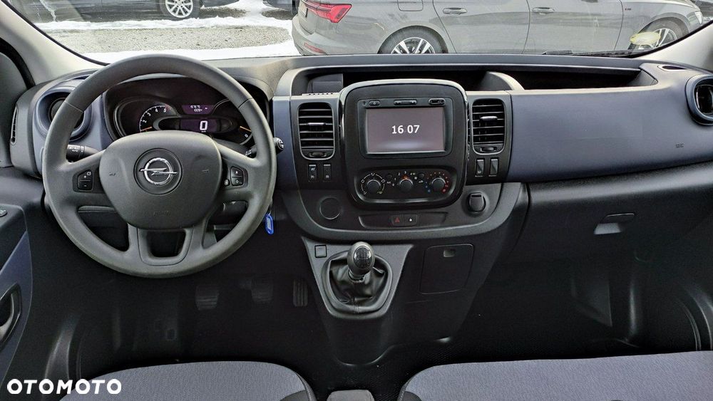 Opel Vivaro - 5
