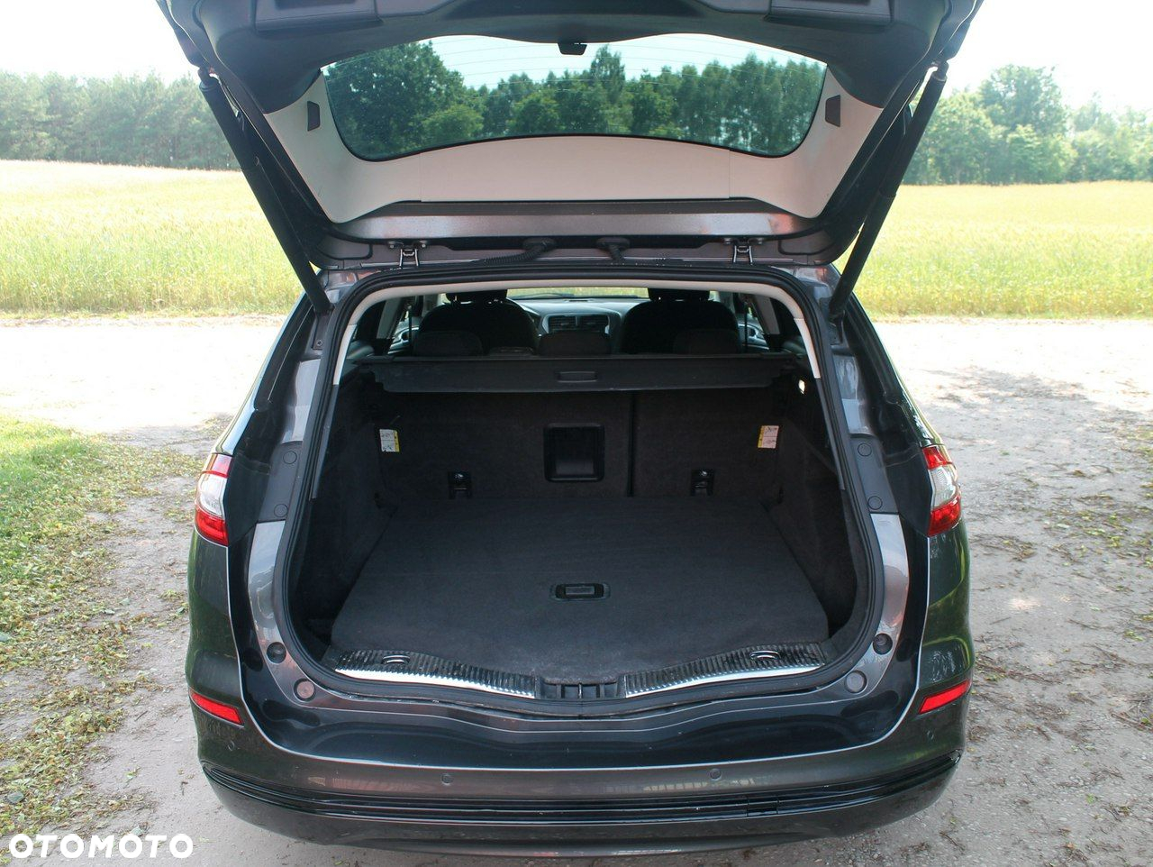 Ford Mondeo - 28