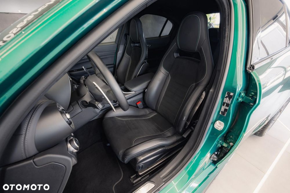 Alfa Romeo Giulia 2.9 Bi Turbo V6 Quadrifoglio - 16