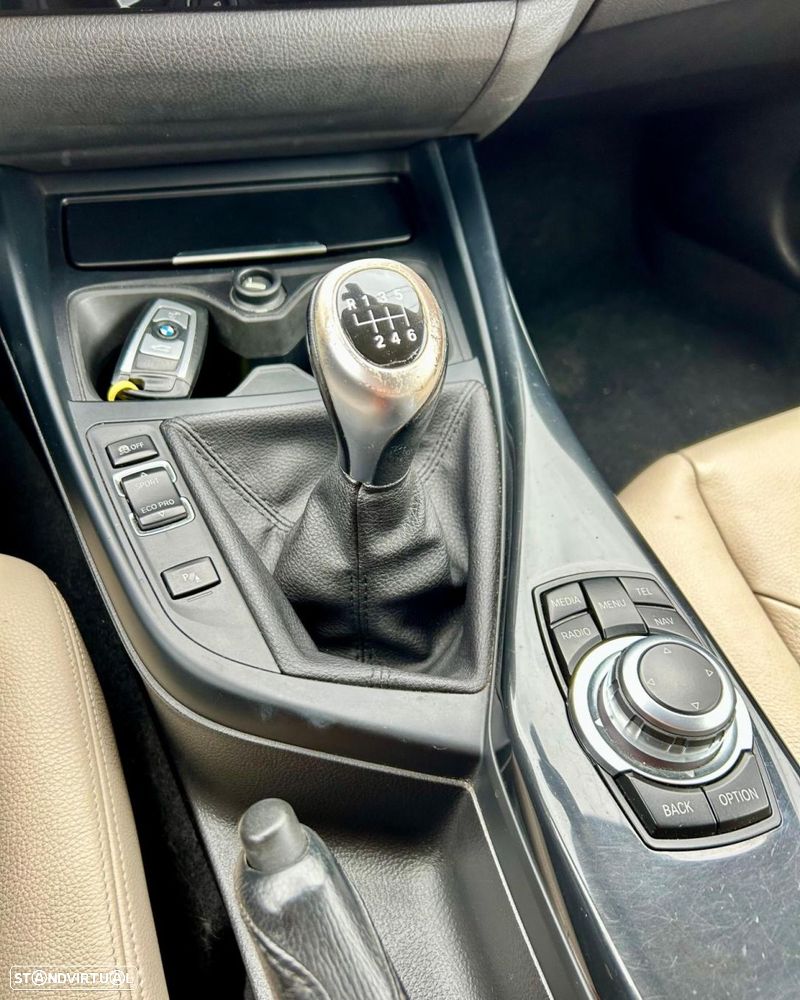 BMW 114 d Line Urban - 7