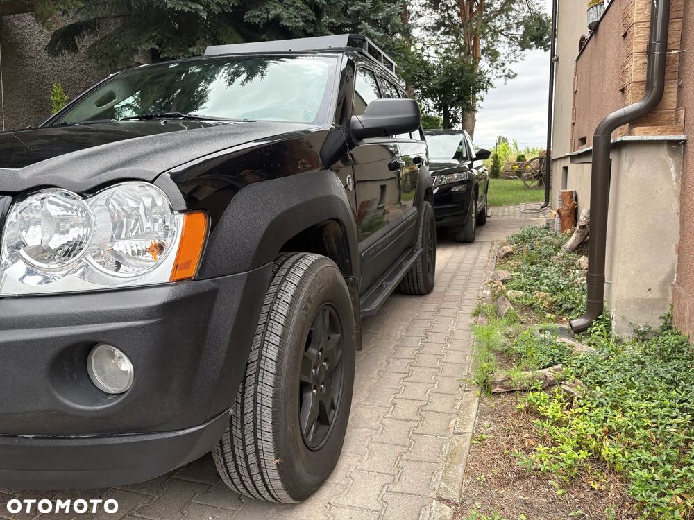 Jeep Grand Cherokee - 4