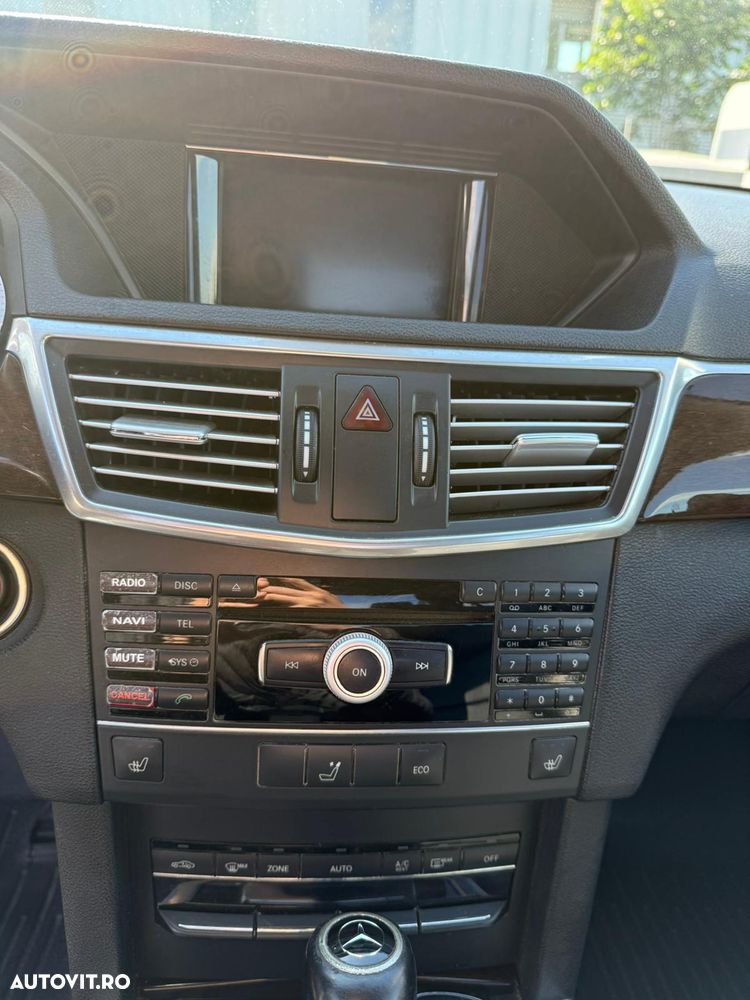 Mercedes-Benz E - 11