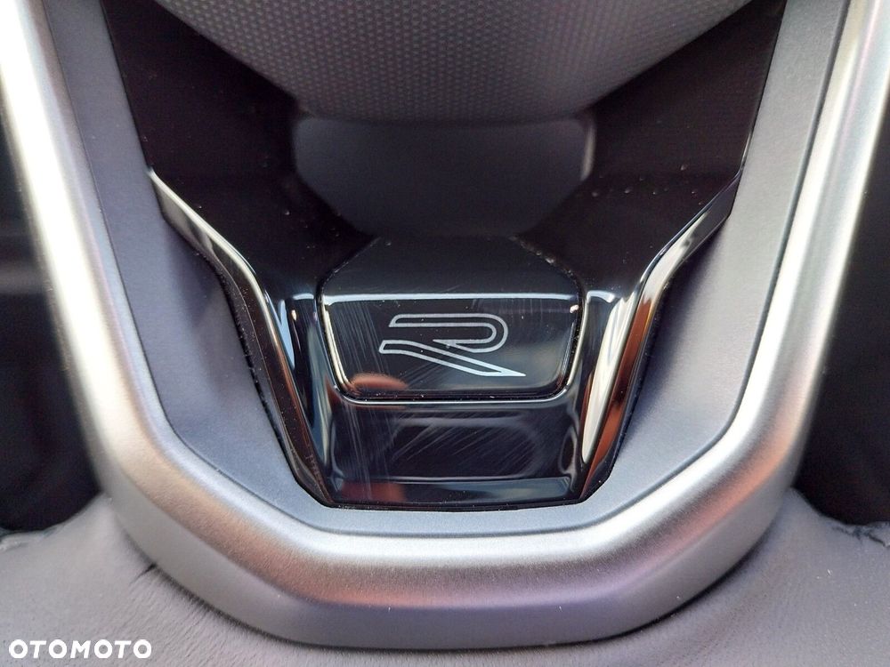 Volkswagen Tiguan - 22