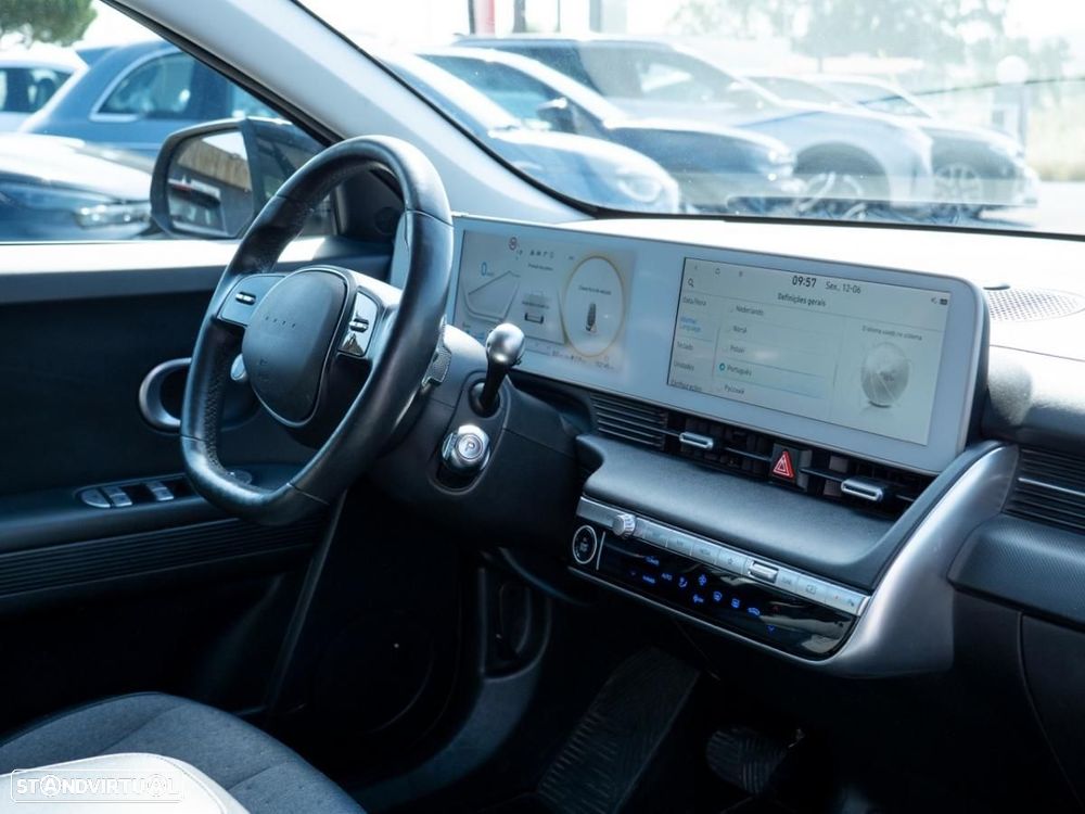 Hyundai Ioniq 5 73kWh Vanguard - 17