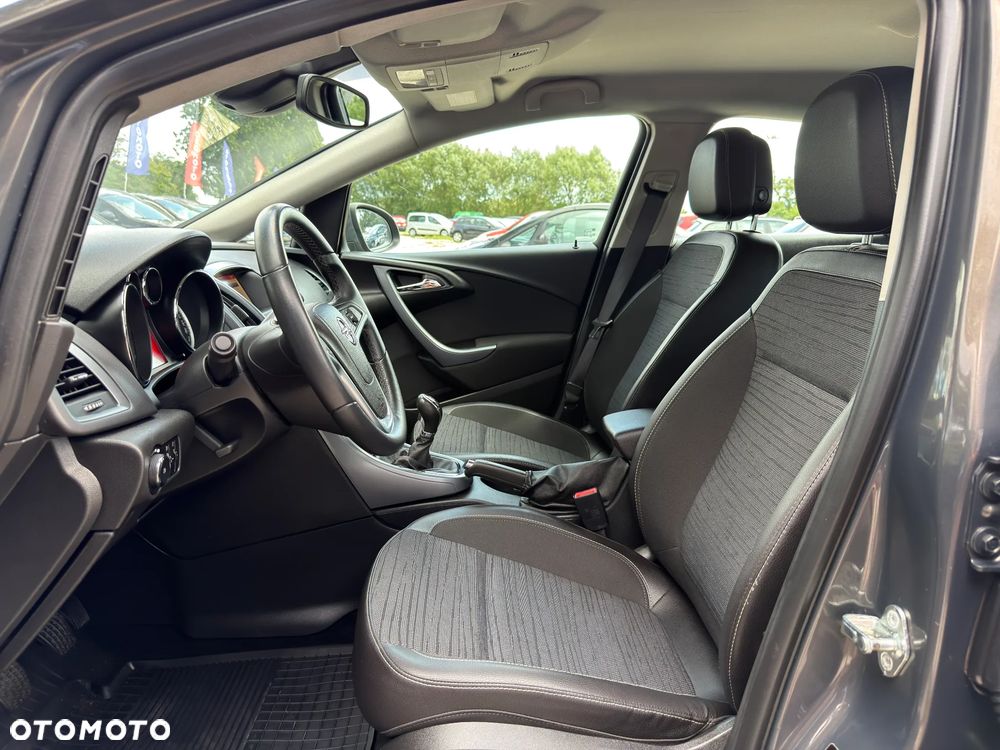 Opel Astra 1.4 Essentia - 22