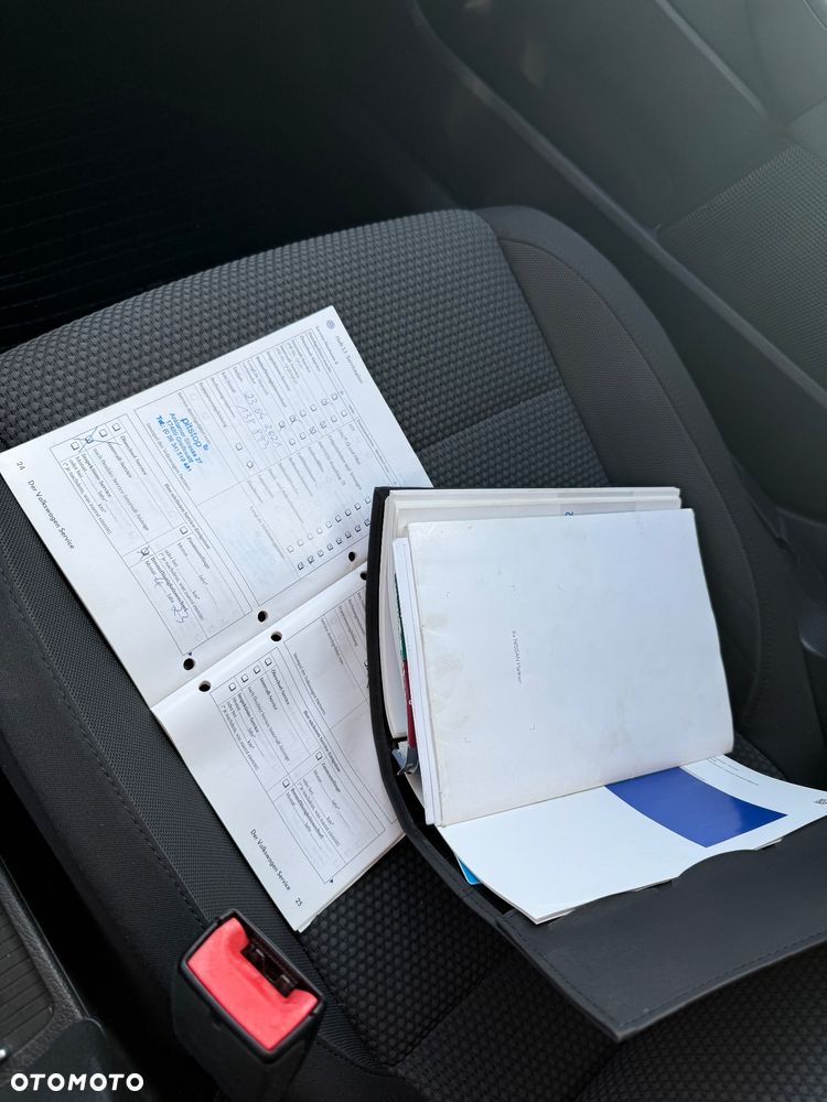 Volkswagen Golf 1.6 Comfortline - 23