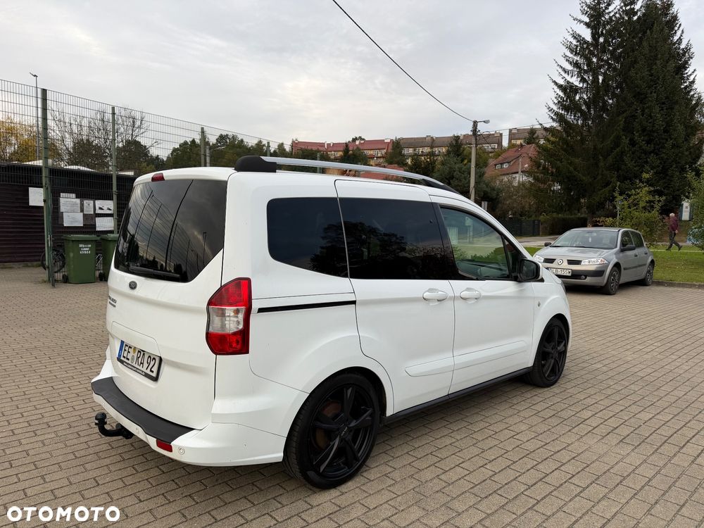 Ford Tourneo Courier - 7