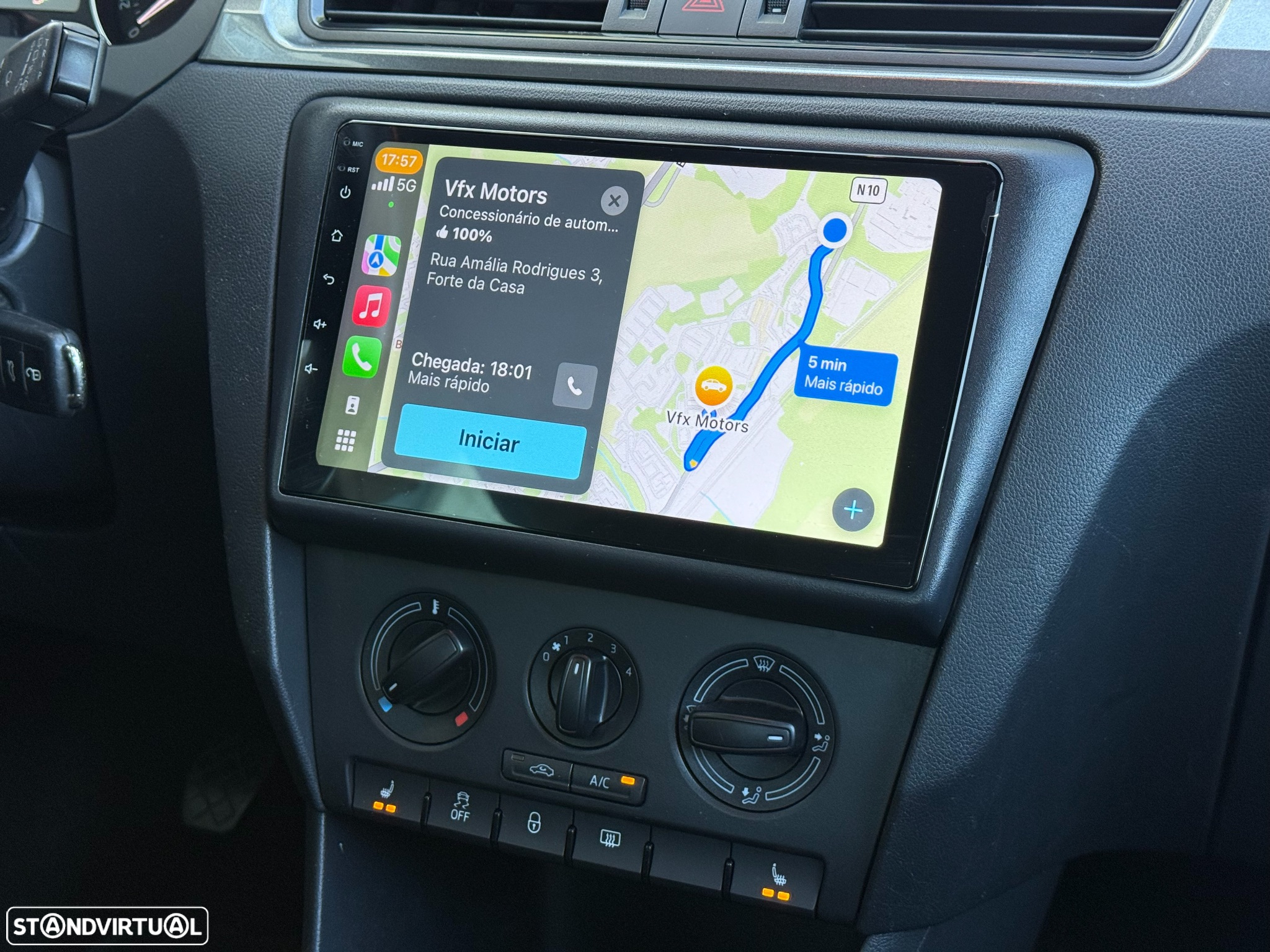 Skoda Rapid 1.2 TSI Ambition - 11