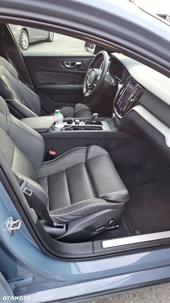 Volvo V60 B4 D Geartronic RDesign - 14