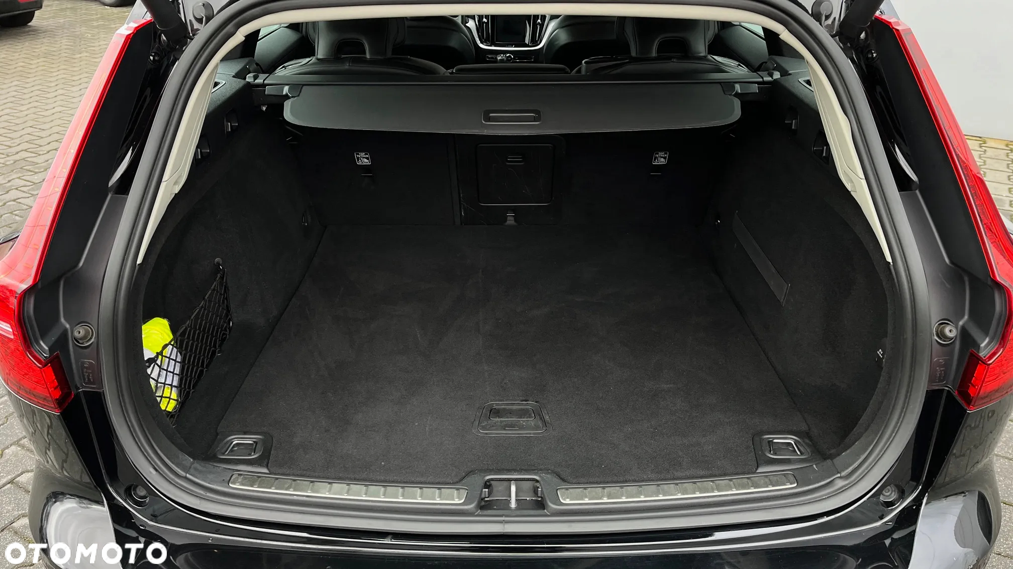 Volvo V60 D3 AWD Momentum - 23