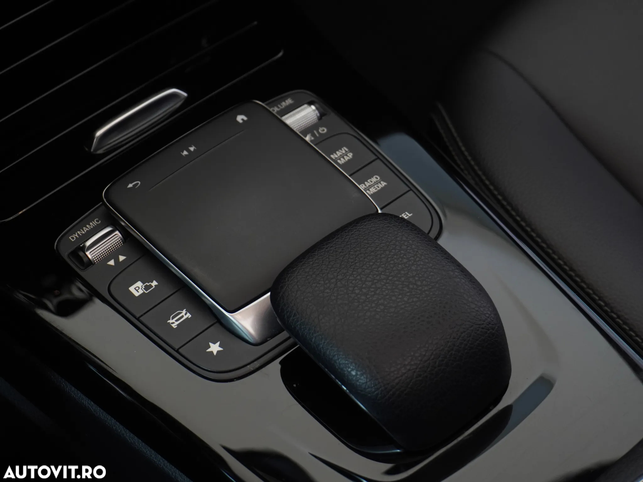 Mercedes-Benz CLA 180 d 7G-DCT - 27