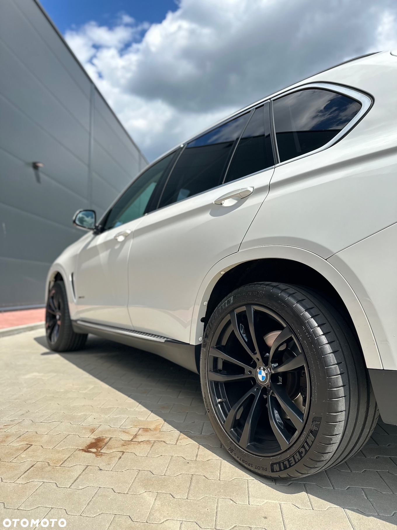 BMW X5 xDrive35i - 9