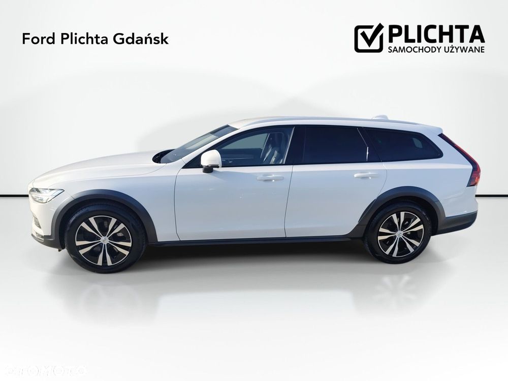 Volvo V90 Cross Country - 8