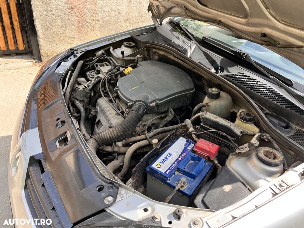 Renault Symbol 1.4 8V SL Fidji - 9