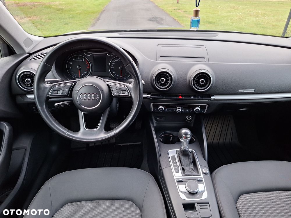 Audi A3 Sportback 35 TFSI S tronic S line - 7