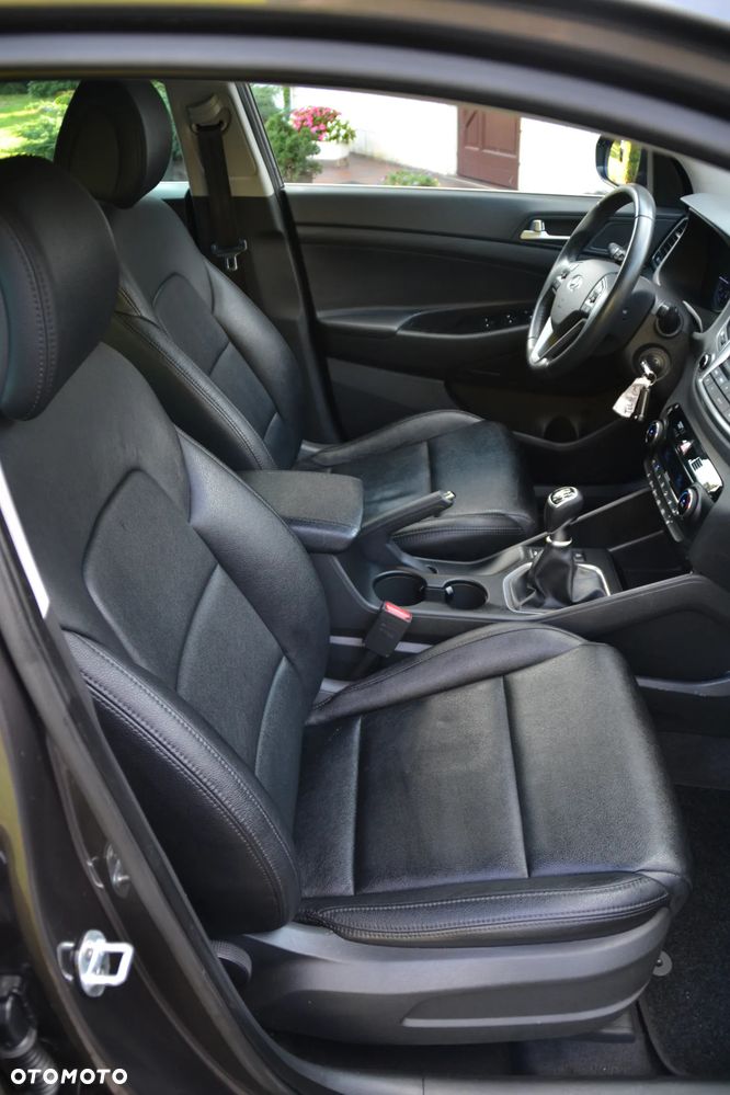 Hyundai Tucson blue 1.6 GDi 2WD Intro Edition - 29