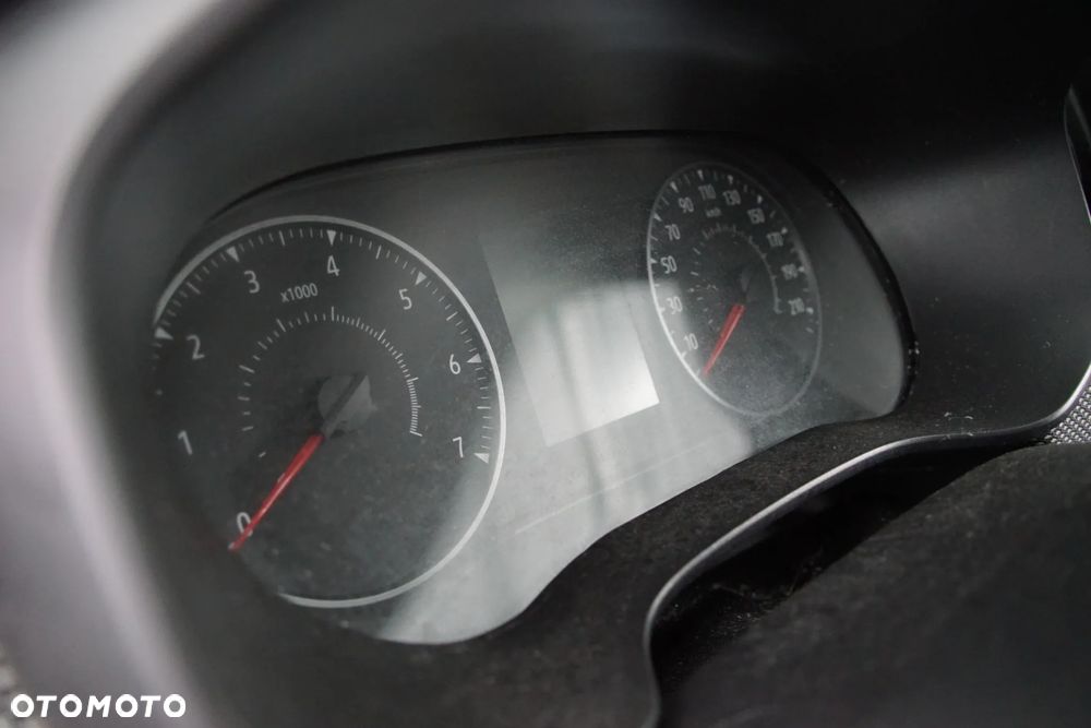 Auto na części - Dacia Sandero III Lift 1.0 TCE 91 KM H4D470 OV369 2024R Silnik Skrzynia Drzwi Błotnik Klapa Zderzak Lampa Lusterko Szyba Deska Kokpit Sterownik Moduł Czujnik Licznik Wyświetlacz Panel Kierownica - 9