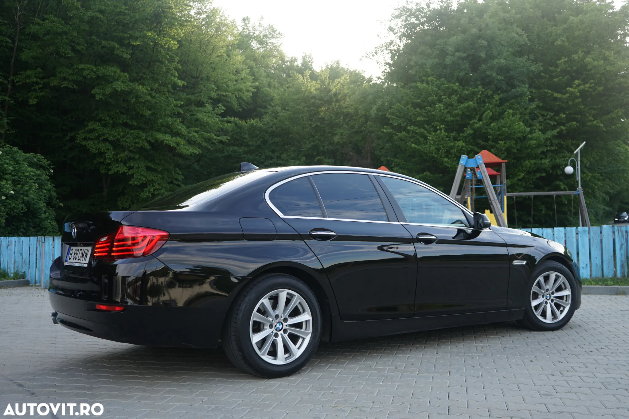 BMW Seria 5 520d EfficientDynamics Edition AT - 10