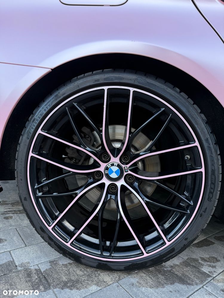 BMW Seria 5 520d - 24