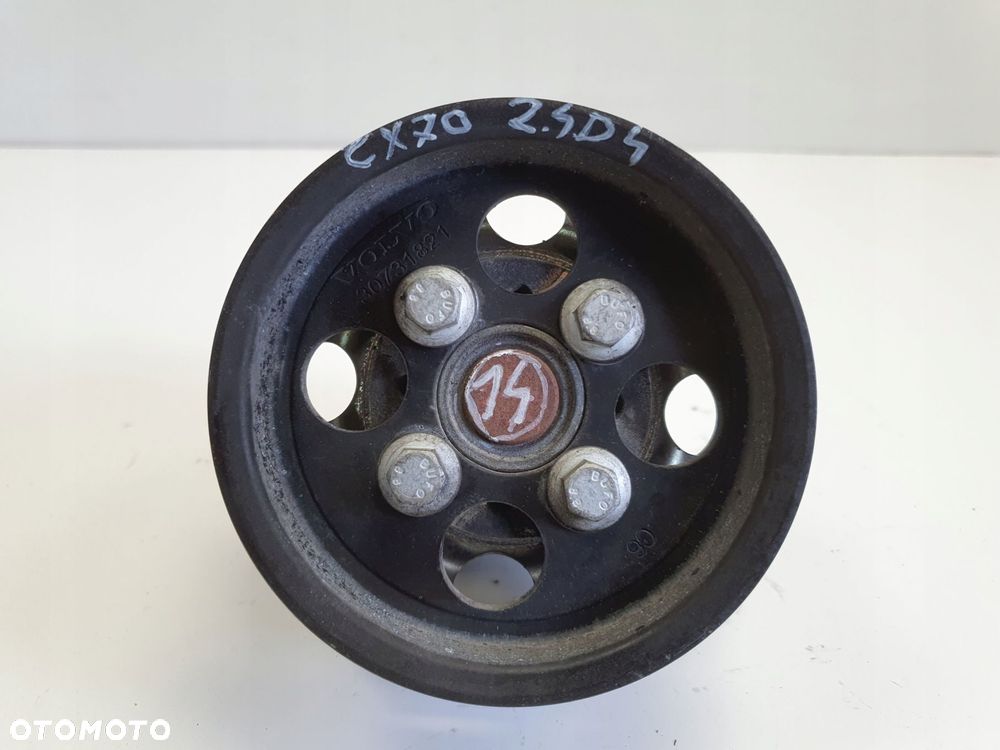 Volvo V70 III XC70 II 2.4 D5 ROLKA PASKA OSPRZĘTU 31258133 - 1