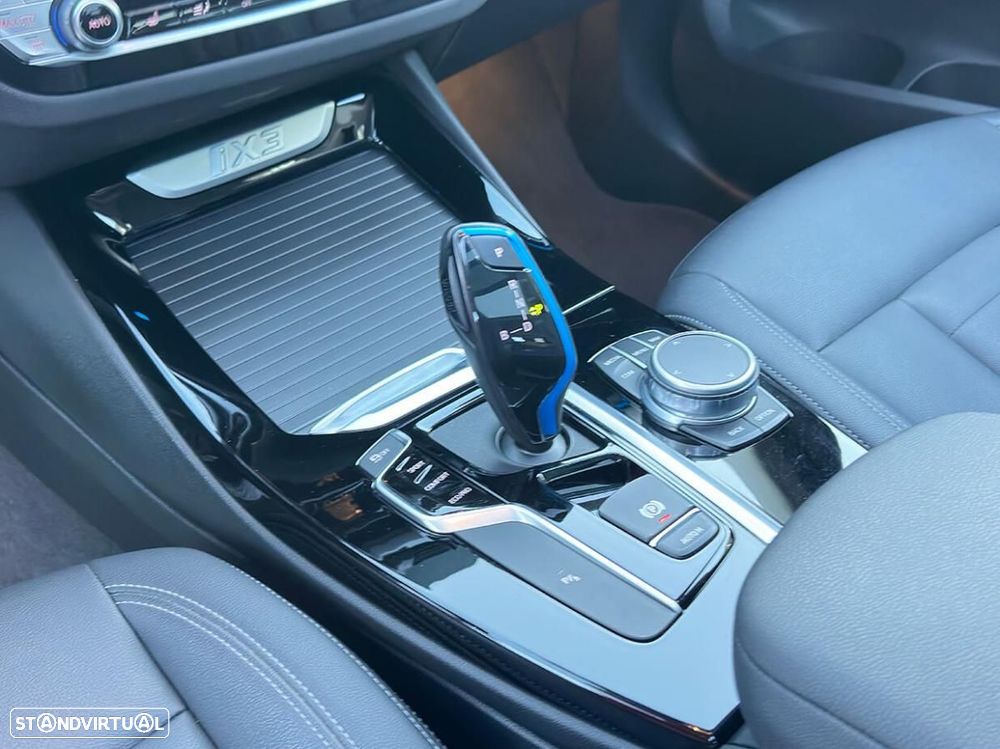 BMW iX3 M Sport Inspiring - 32