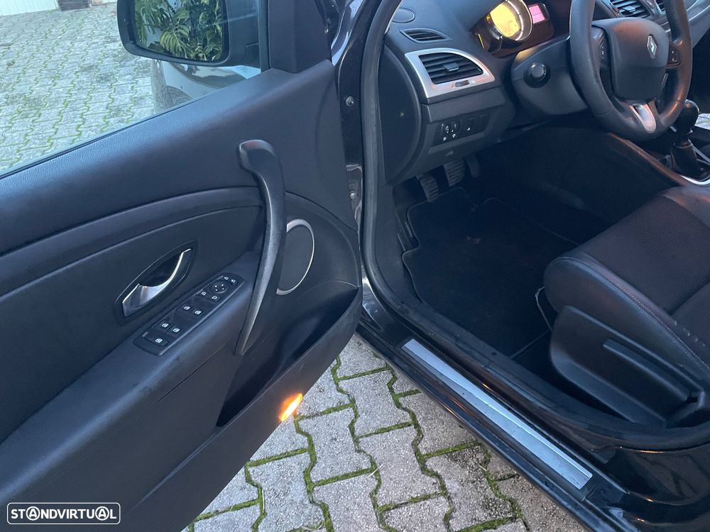 Renault Mégane Sport Tourer 1.5 dCi Dynamique - 27