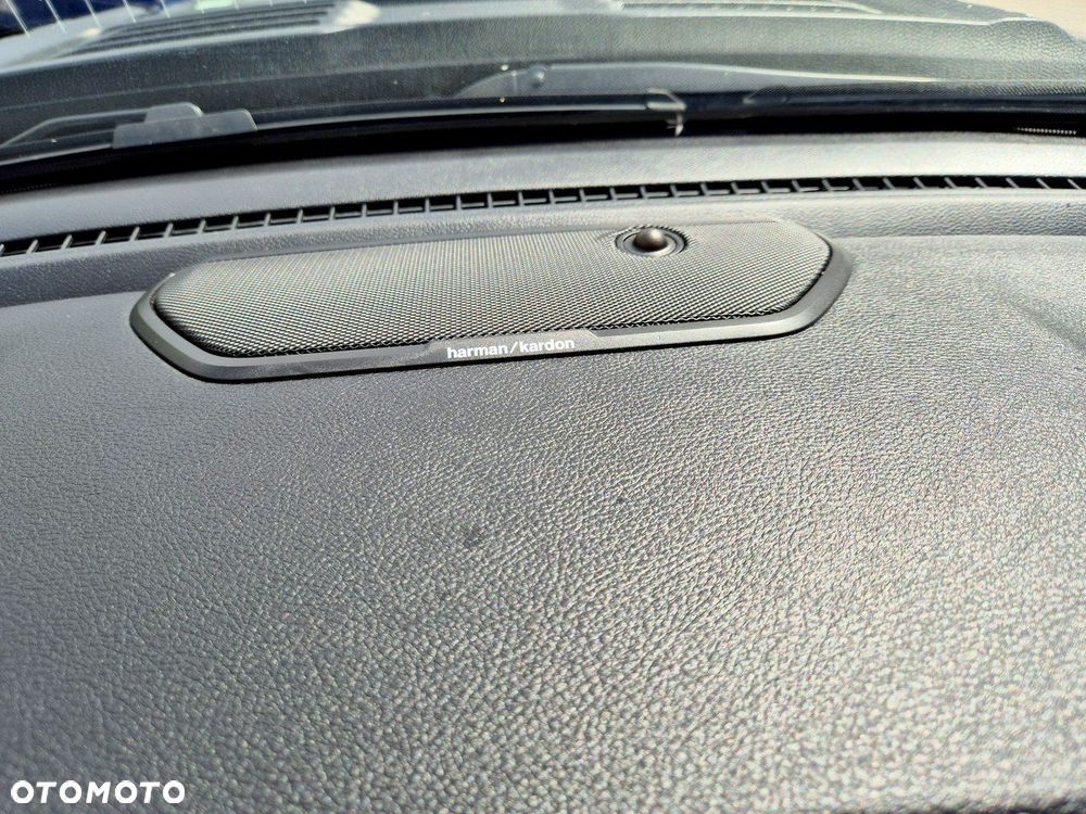 RAM 1500 Crew Cab Laramie - 24