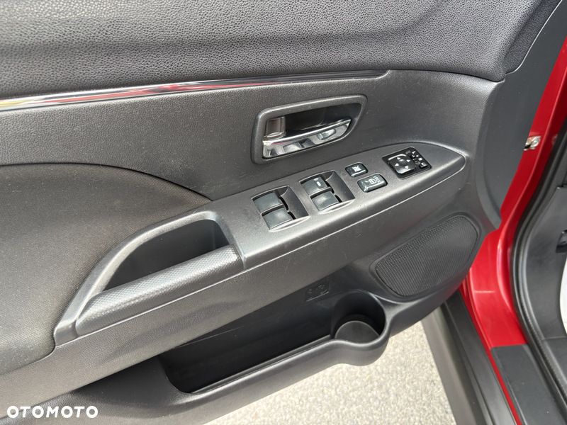 Mitsubishi ASX 1.6 2WD Diamant Edition - 28