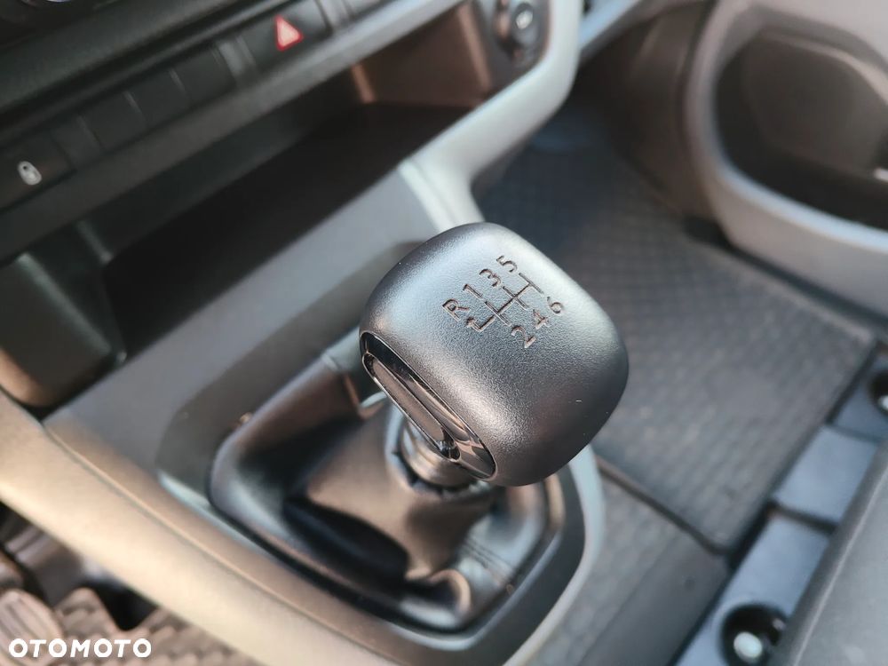 Opel Vivaro Kombi Extra Long 2,8t Enjoy - 18