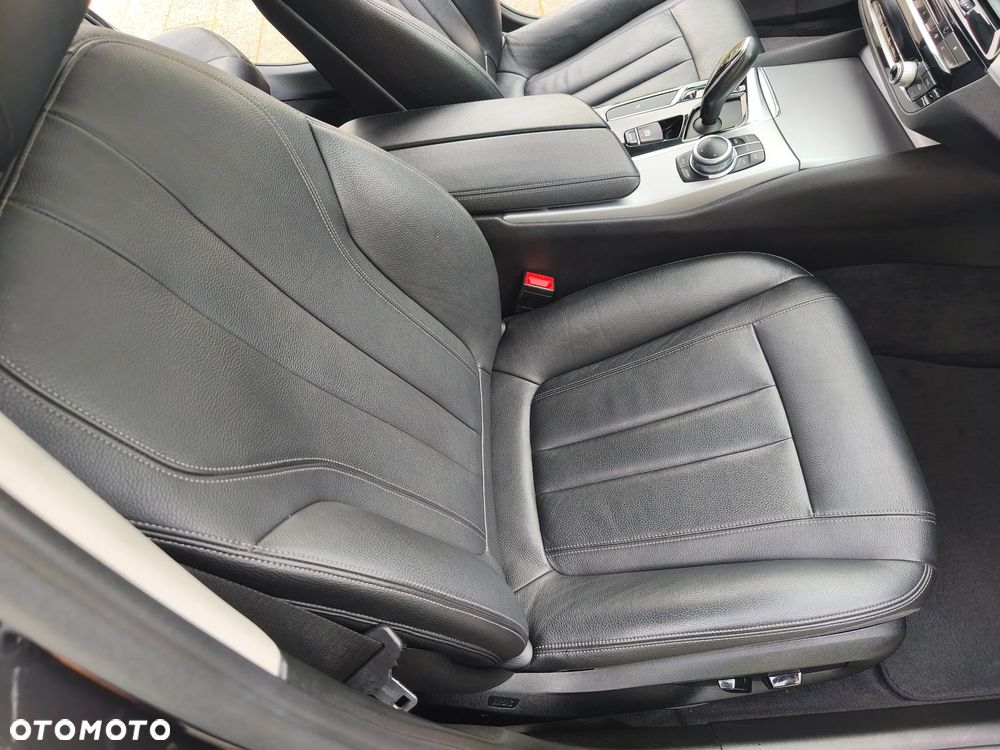 BMW Seria 5 - 18