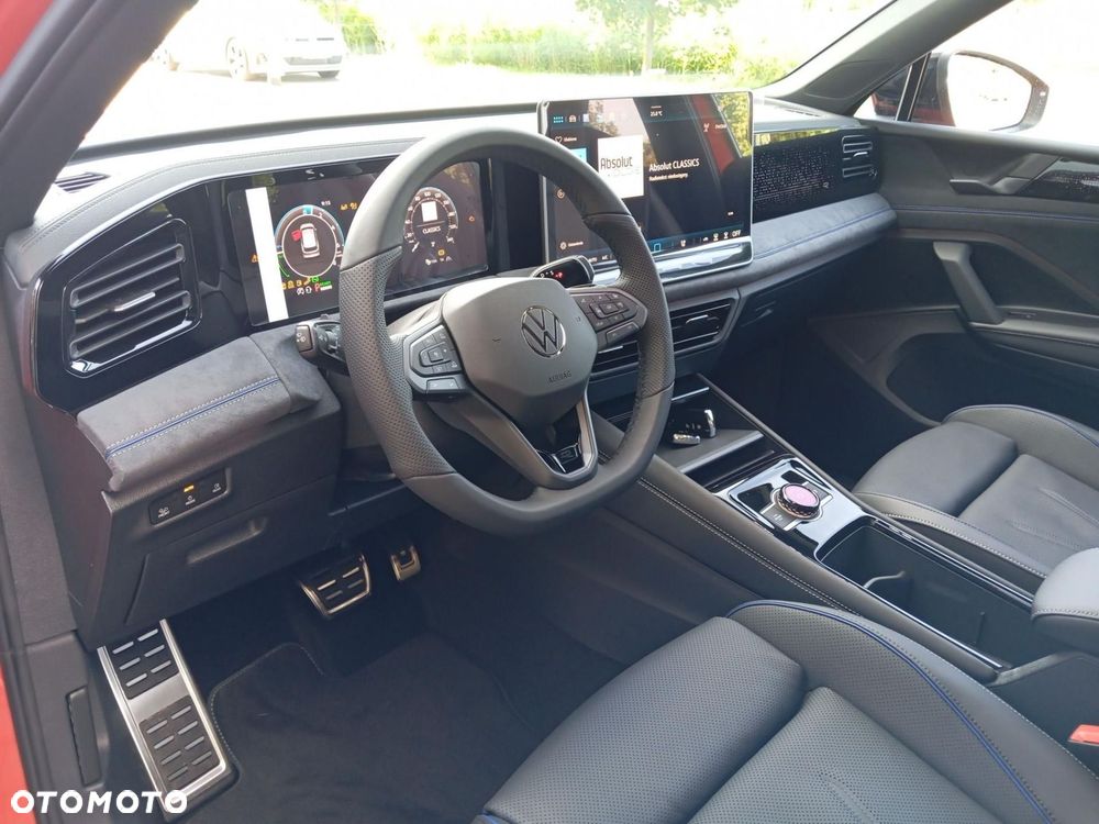 Volkswagen Tiguan - 10