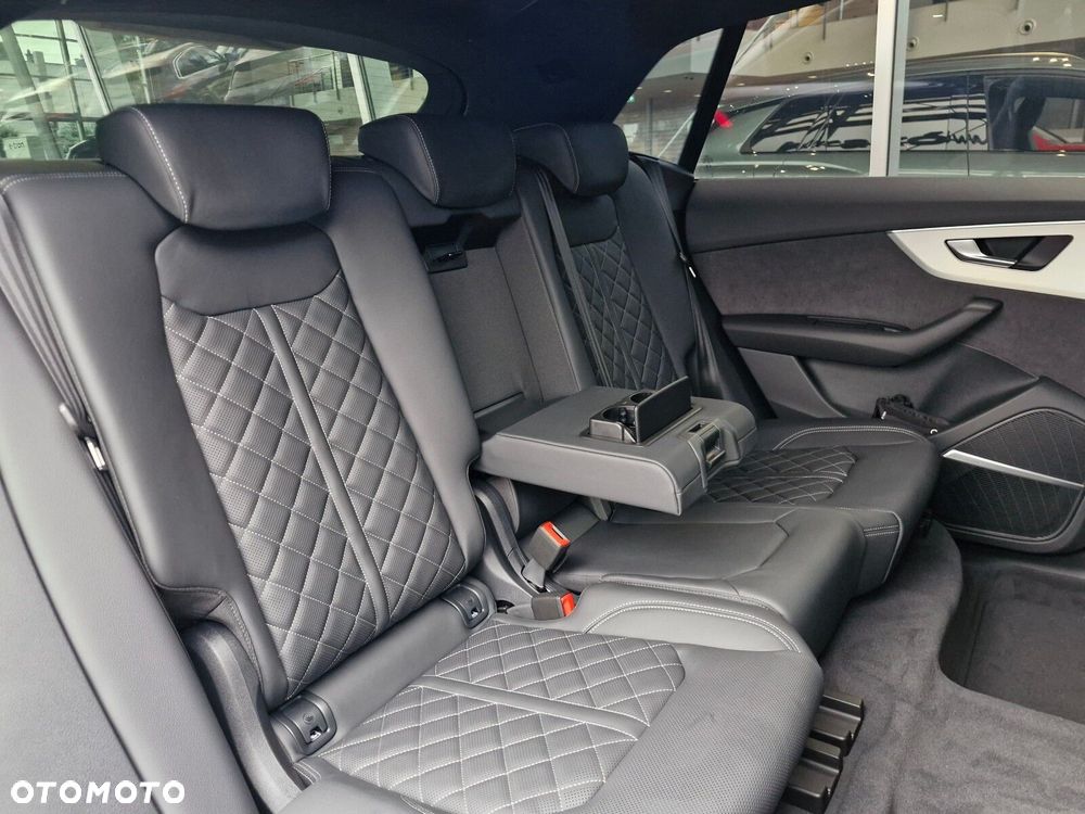 Audi Q8 - 23