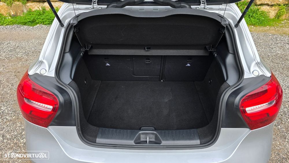 Mercedes-Benz A 180 d Urban - 44