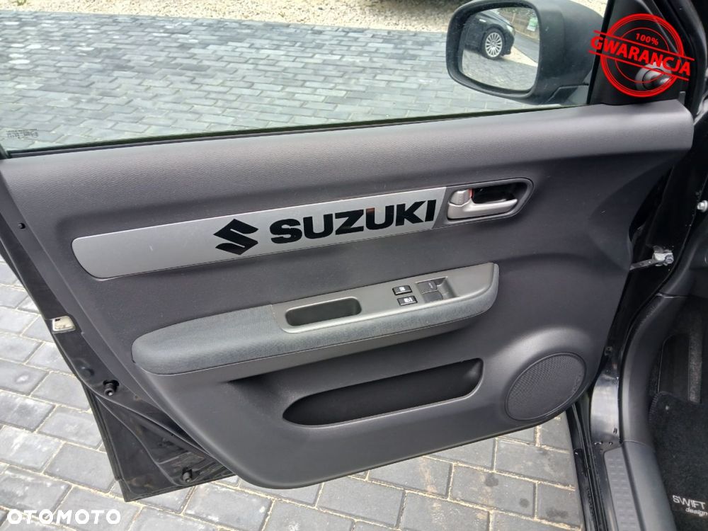 Suzuki Swift 1.3 Comfort - 33