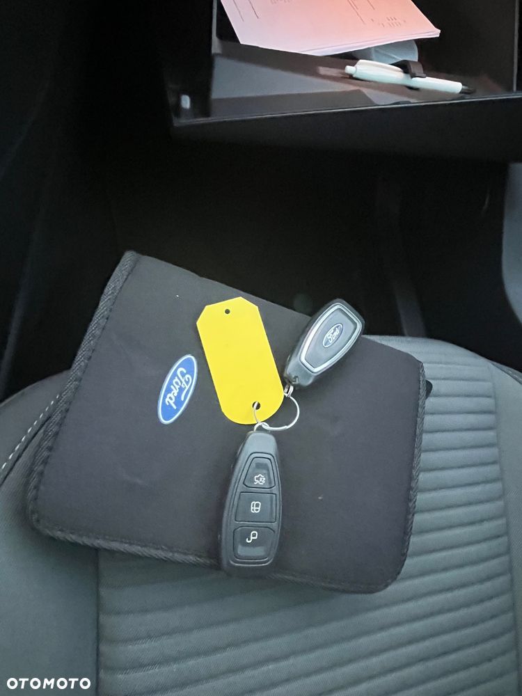 Ford C-MAX 1.5 EcoBoost Start-Stop-System Titanium - 26