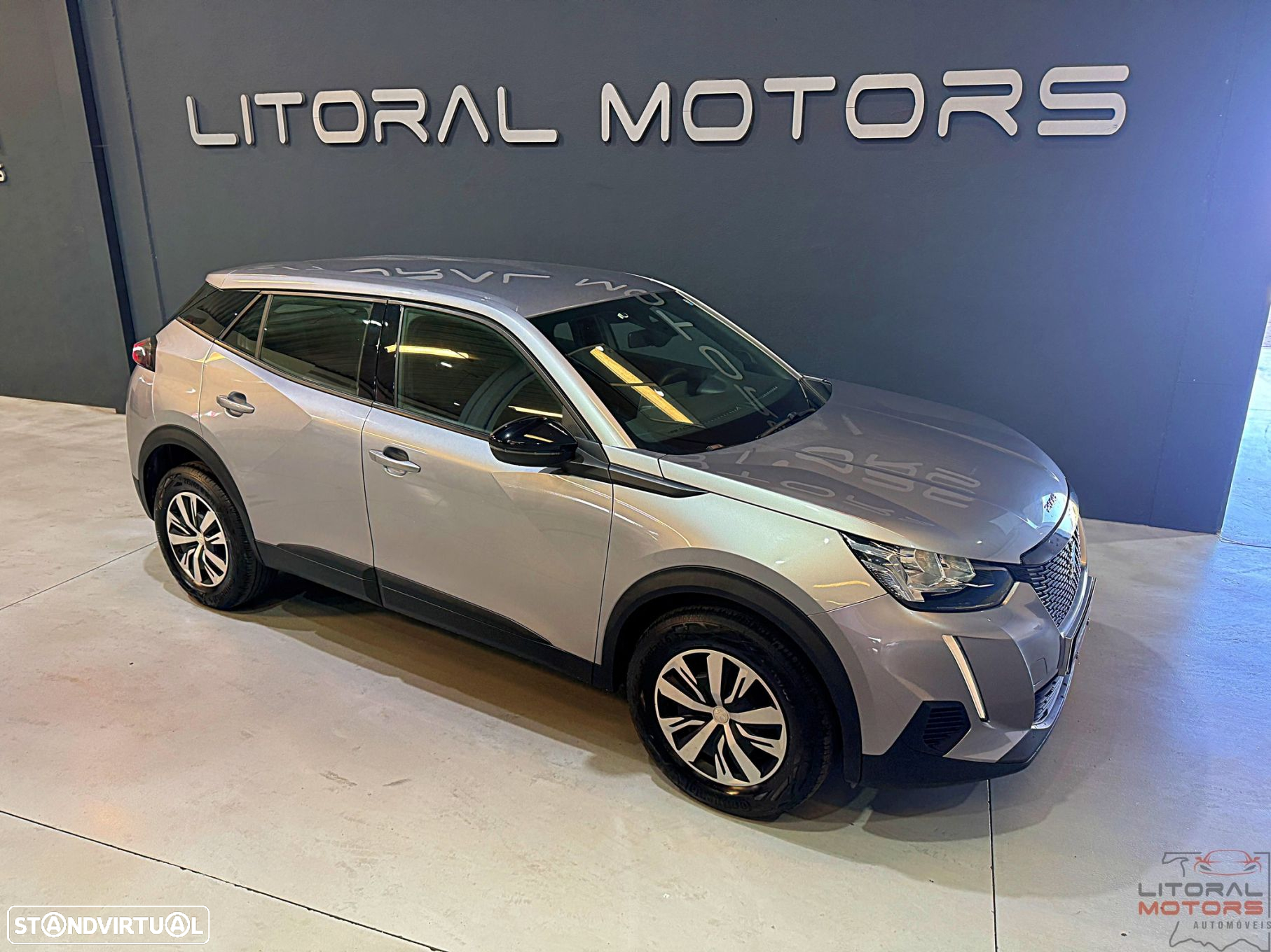 Peugeot 2008 1.2 PureTech Active Pack - 2