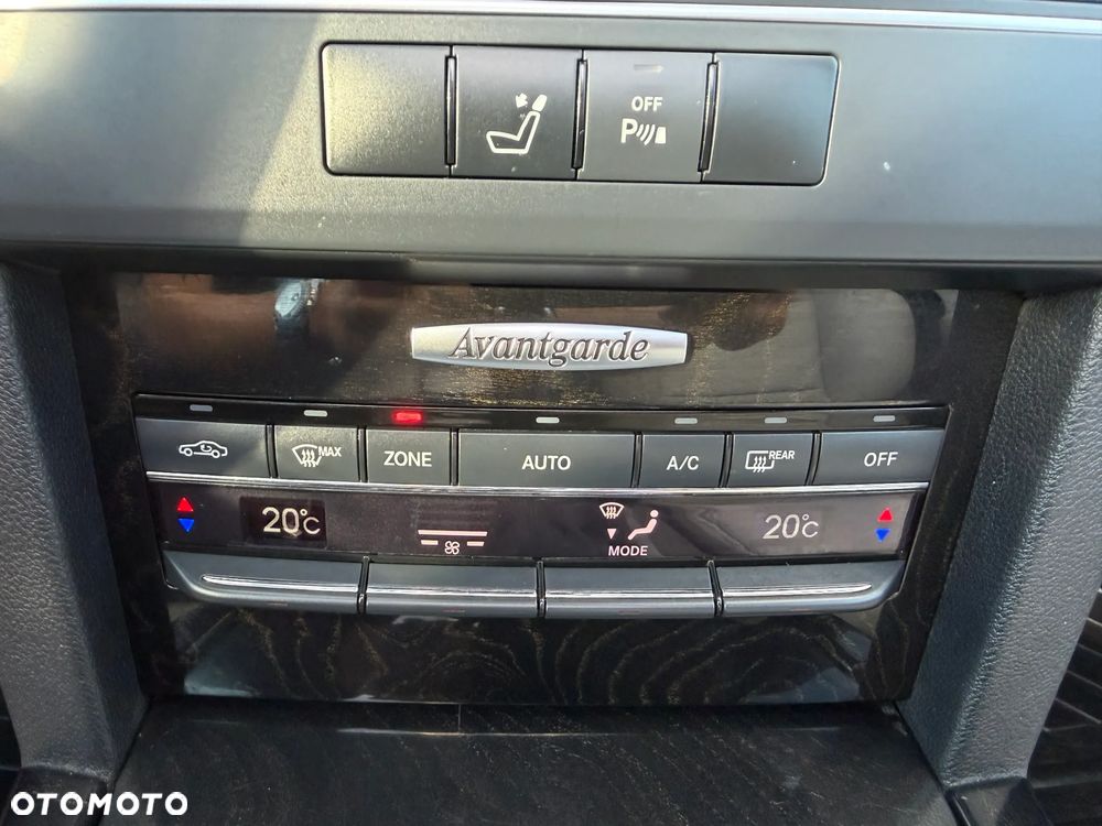 Mercedes-Benz Klasa E 220 BlueTEC 7G-TRONIC Avantgarde - 26