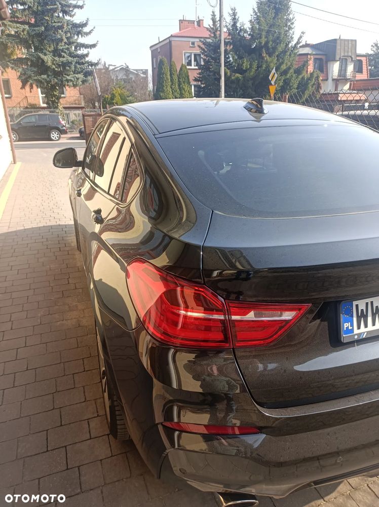 BMW X4 xDrive20d - 8