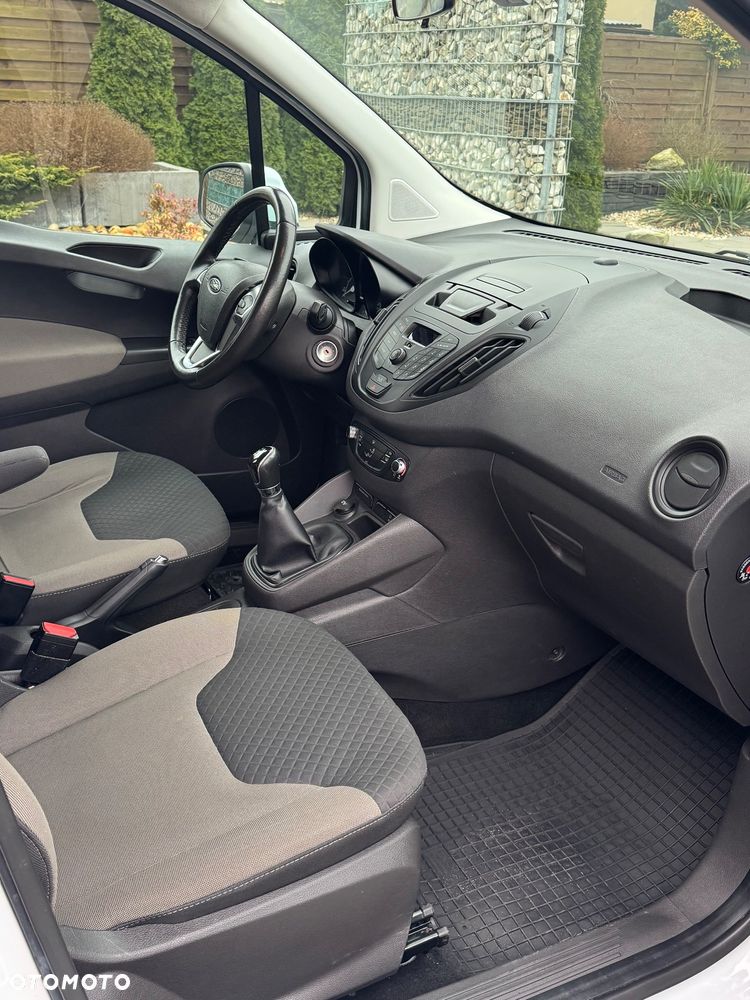 Ford Tourneo Courier 1.5 TDCi Trend - 10