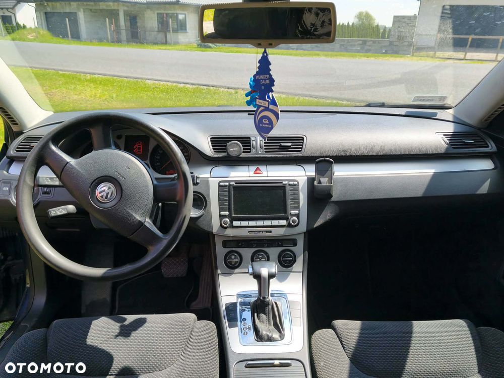 Volkswagen Passat - 5