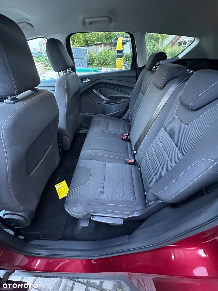 Ford Kuga 1.5 EcoBoost 2x4 Business Edition - 9