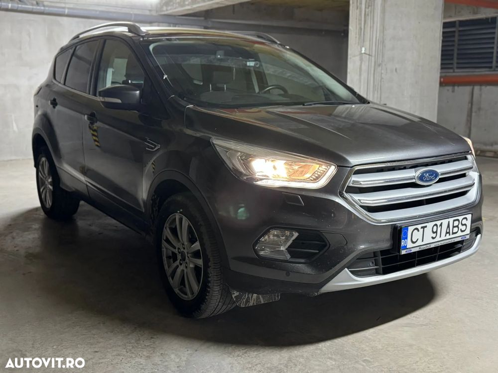 Ford Kuga - 2