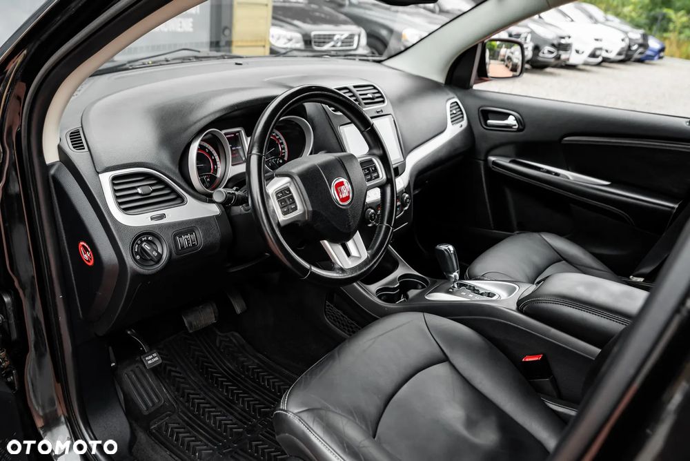 Fiat Freemont 3.6 V6 Lounge - 17