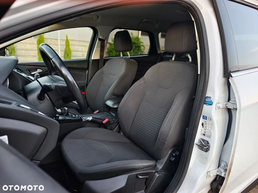 Ford Focus 1.5 EcoBlue Start-Stopp-System TITANIUM DESIGN - 7